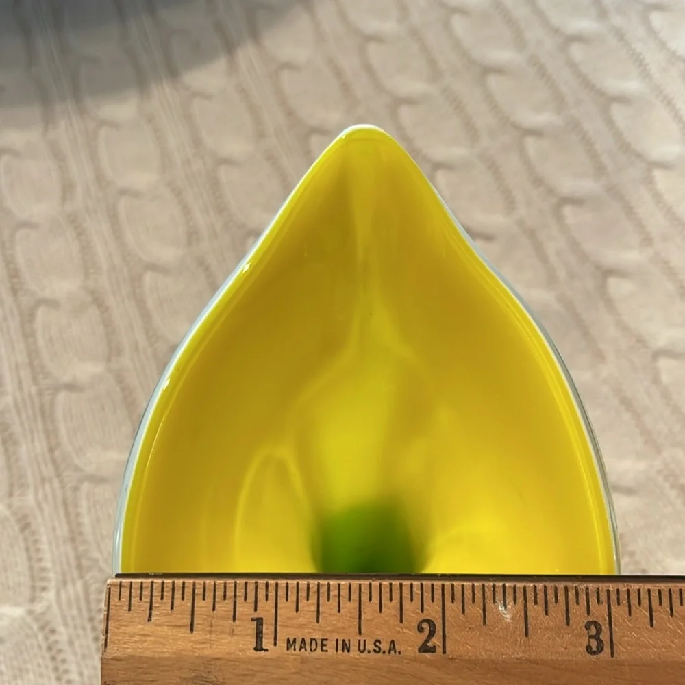 Art Glass Hand Blown Calla Lily/Tulip, Yellow/Teal/Glass Jack in the Pulpit Vase
